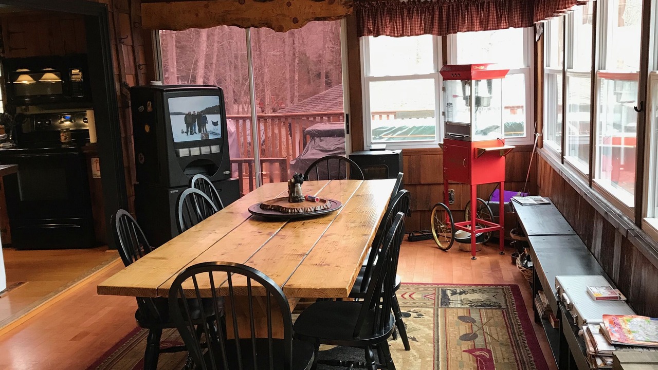 Photo of Bedroom in Greentown