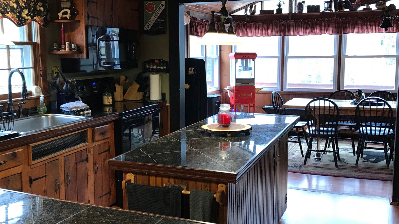 Photo of Bedroom in Greentown
