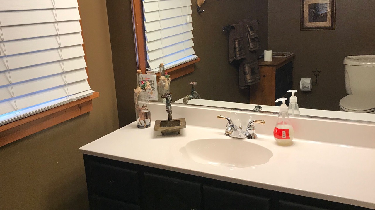 Photo of Bathroom in Greentown