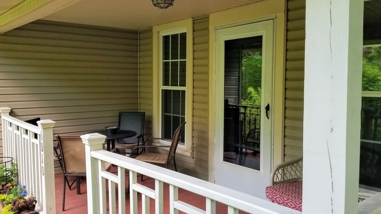 Photo of Patio Balcony in Peninsula