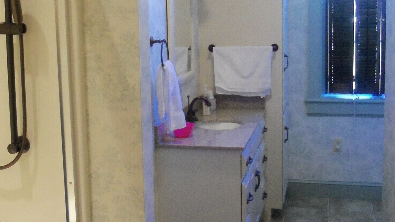 Photo of Bathroom in Ronks