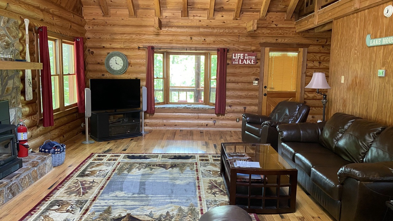 Photo of Livingroom in Big Creek