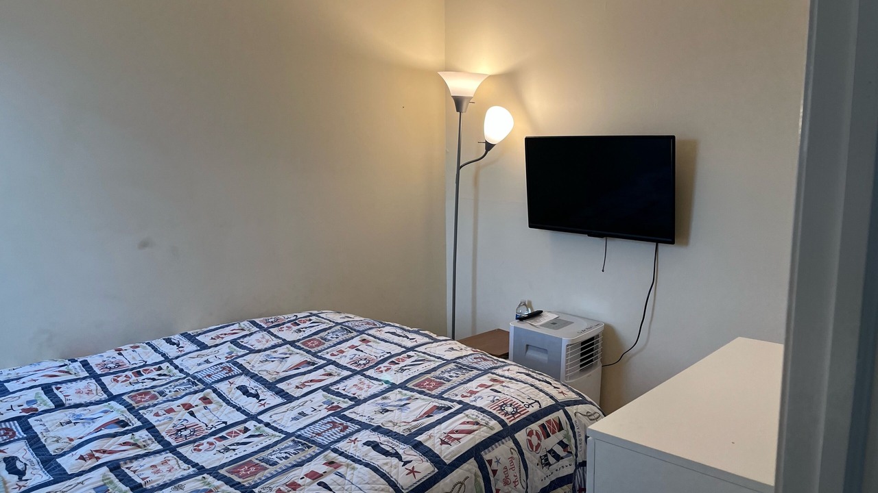 Photo of Bedroom in Normandy Beach