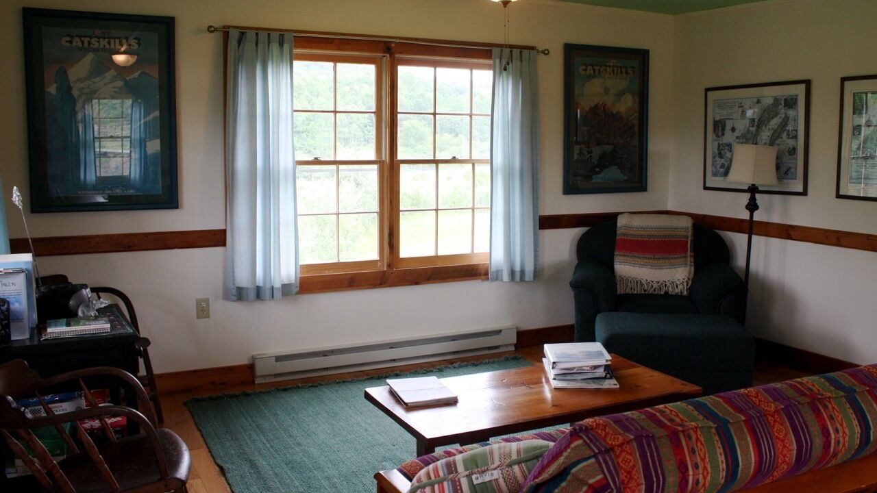 Photo of Livingroom in Warm Springs