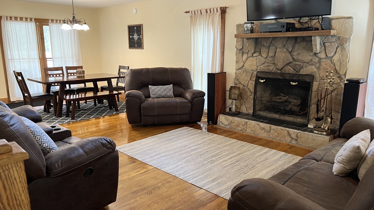 Photo of Livingroom in Mount Nebo