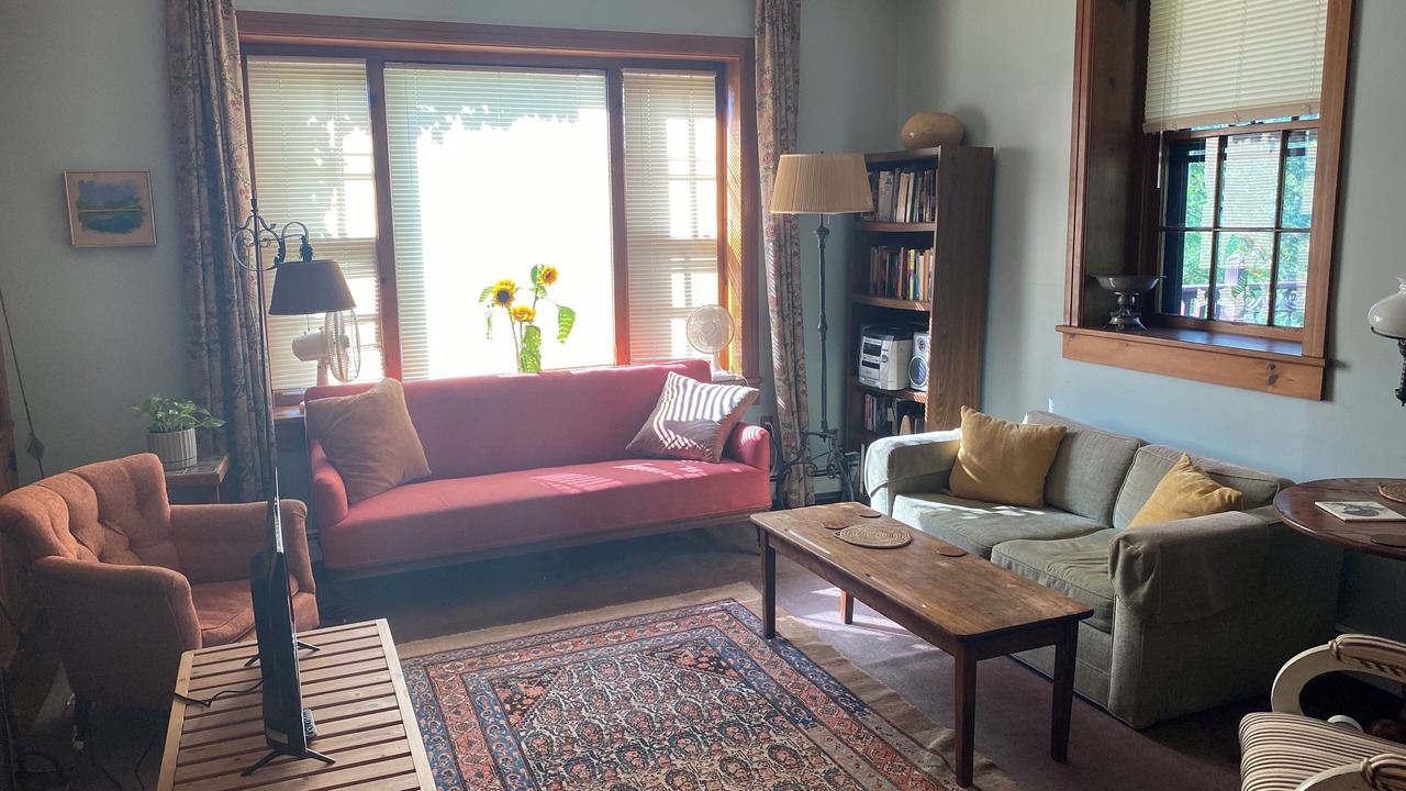 Photo of Livingroom in Milford