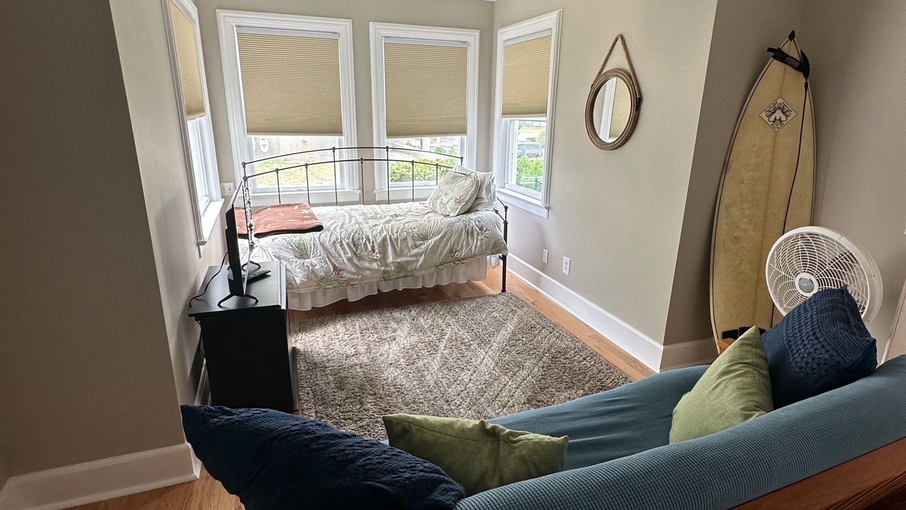 Photo of Bedroom in Long Branch