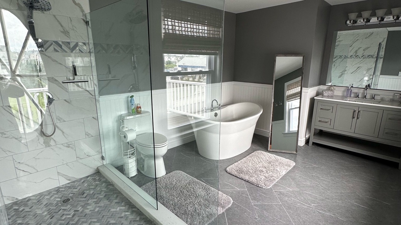 Photo of Bathroom in Long Branch