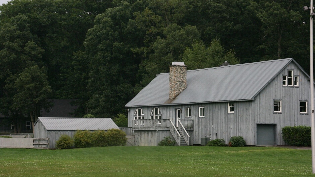 Photo of Outdoor in Hillside Lake