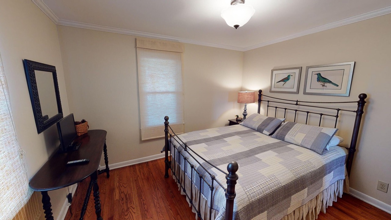 Photo of Bedroom in Nelsonville