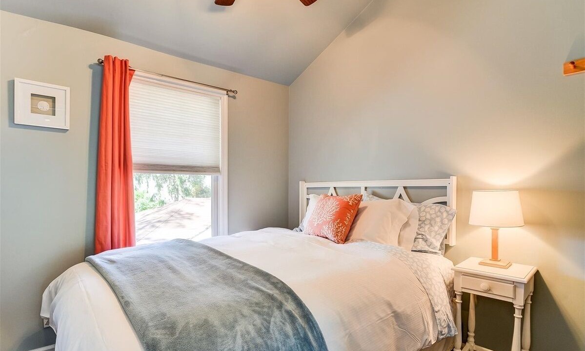Photo of Bedroom in Bradley Beach