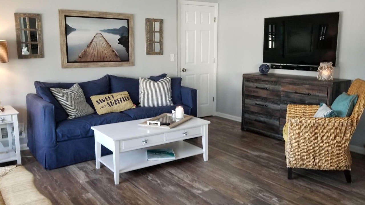 Photo of Livingroom in Ortley Beach