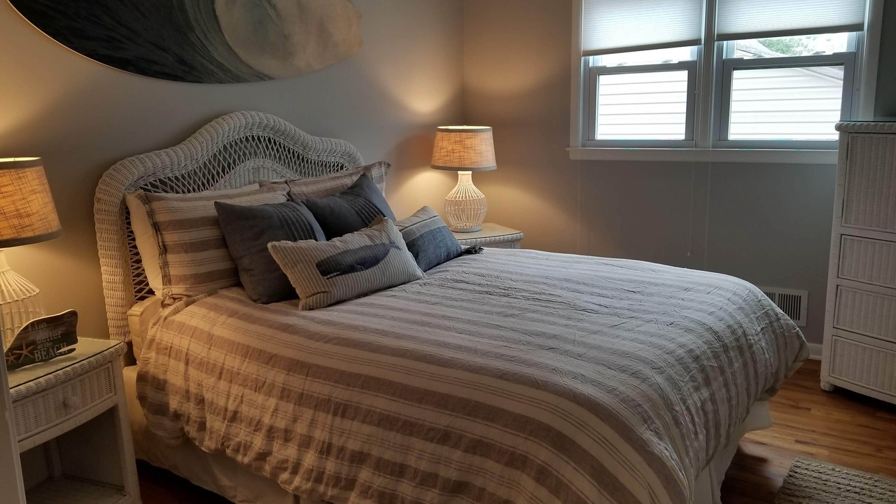 Photo of Bedroom in Ortley Beach