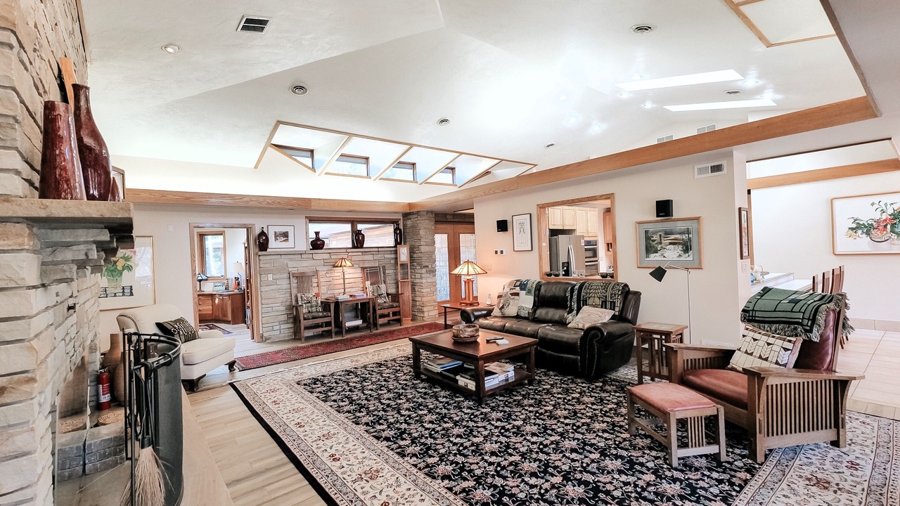 Photo of Livingroom in Farmington
