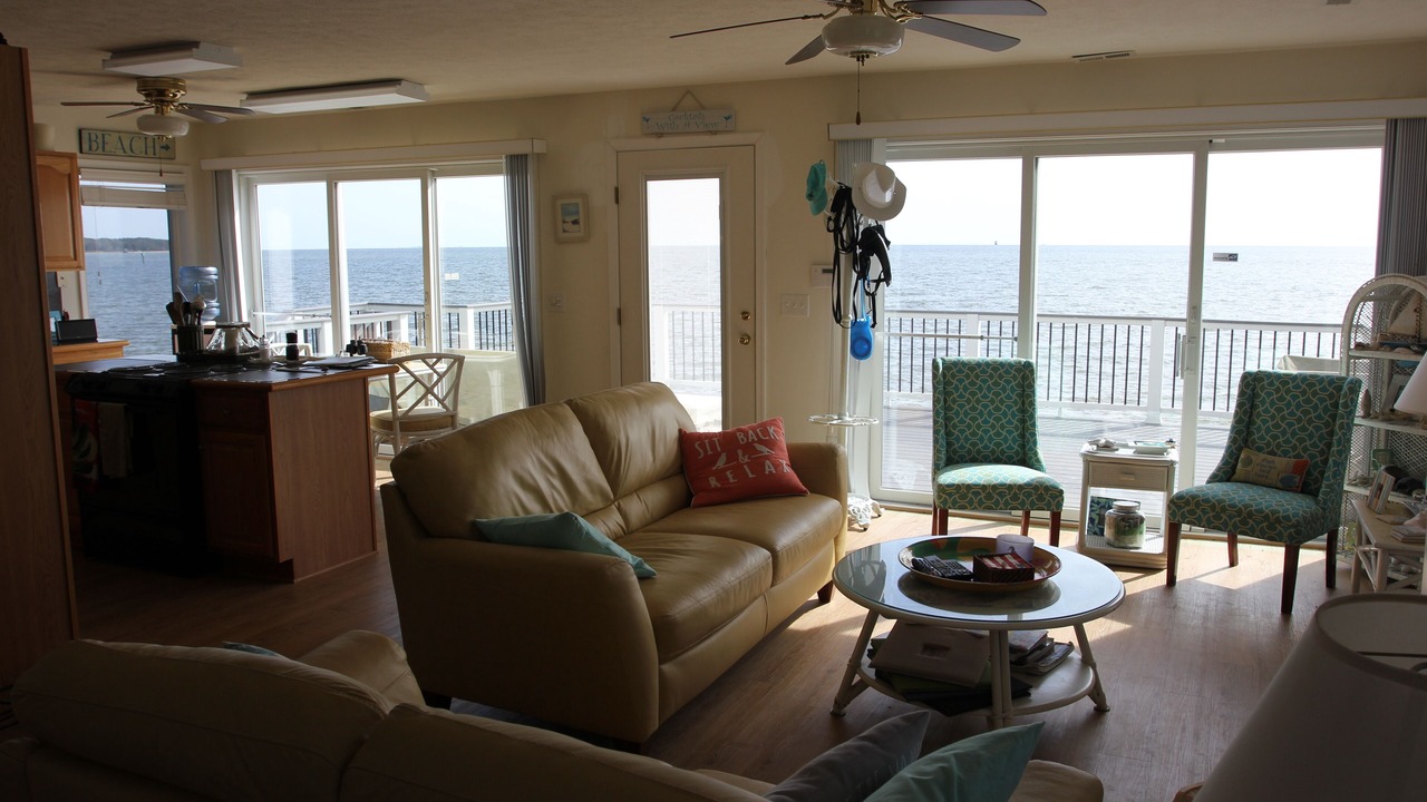 Photo of Livingroom in Point Lookout