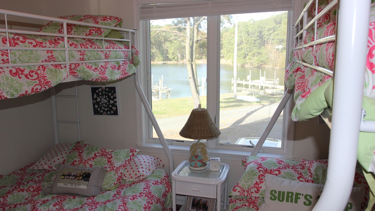 Photo of Bedroom in Point Lookout
