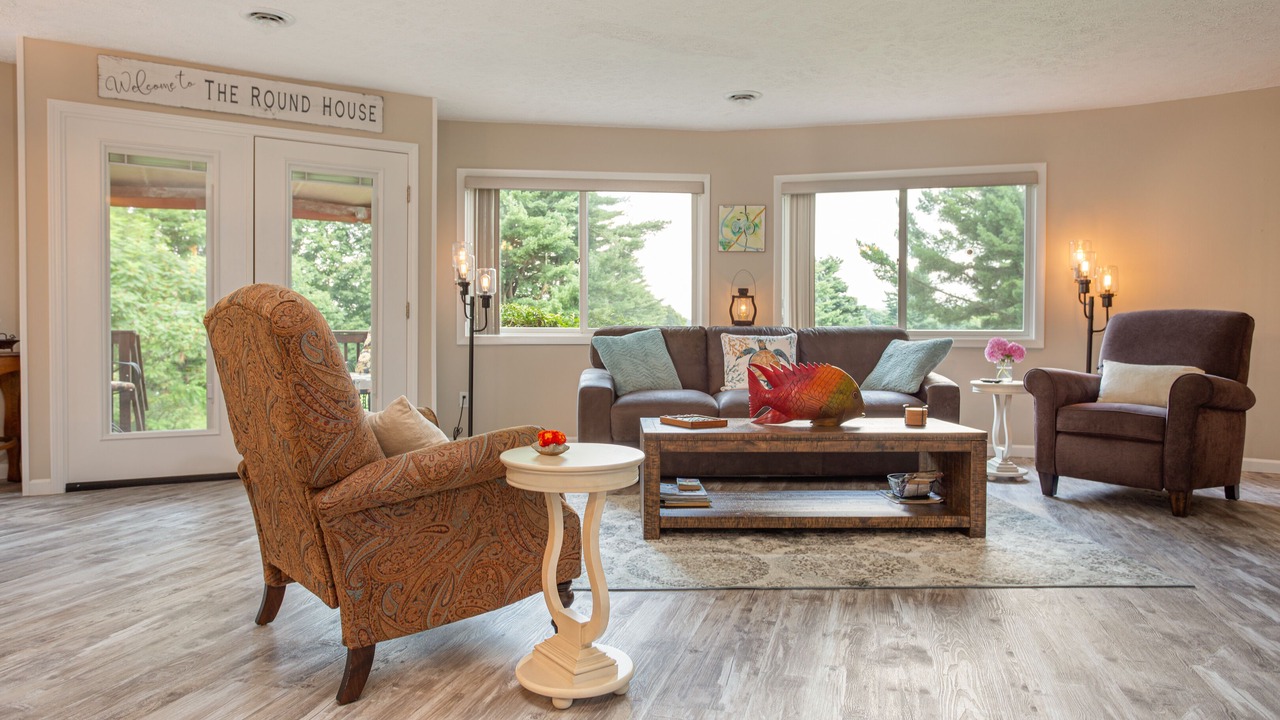 Photo of Livingroom in Perrysville