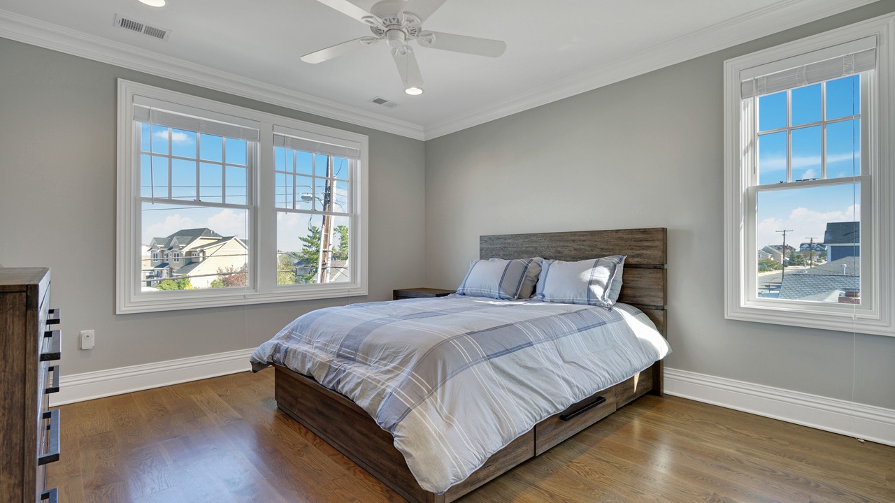 Photo of Bedroom in Mantoloking