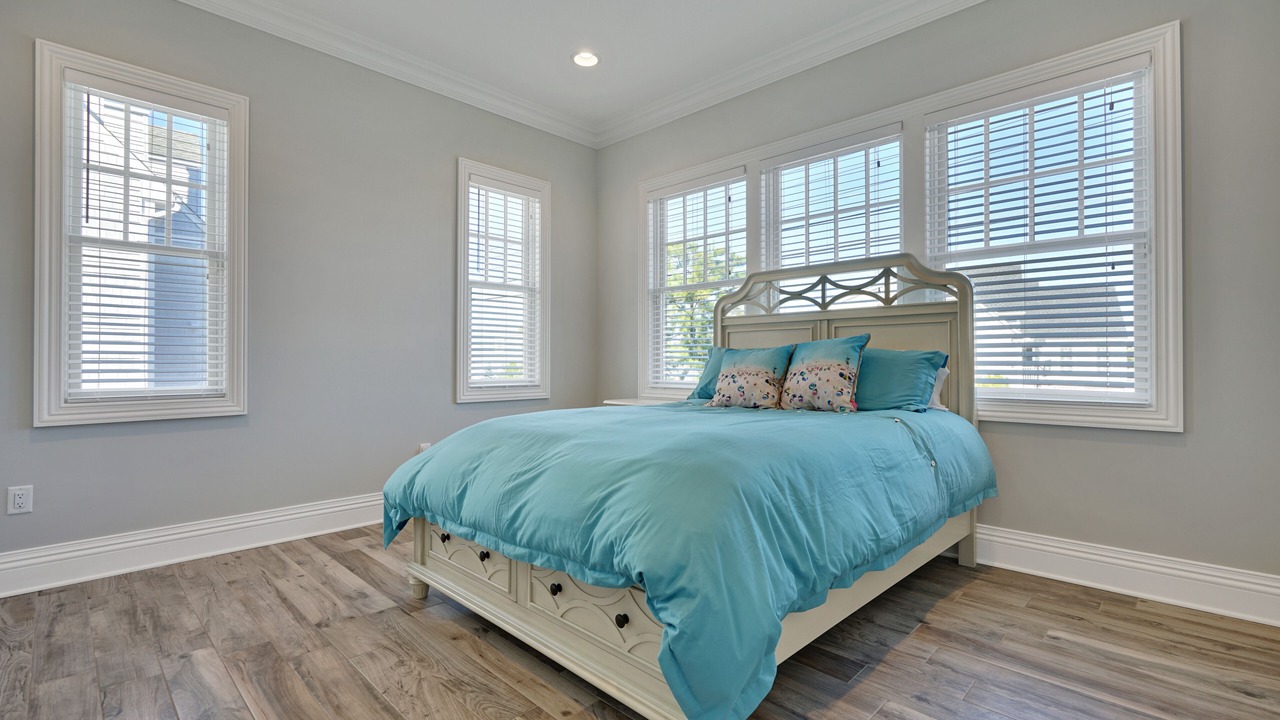 Photo of Bedroom in Mantoloking