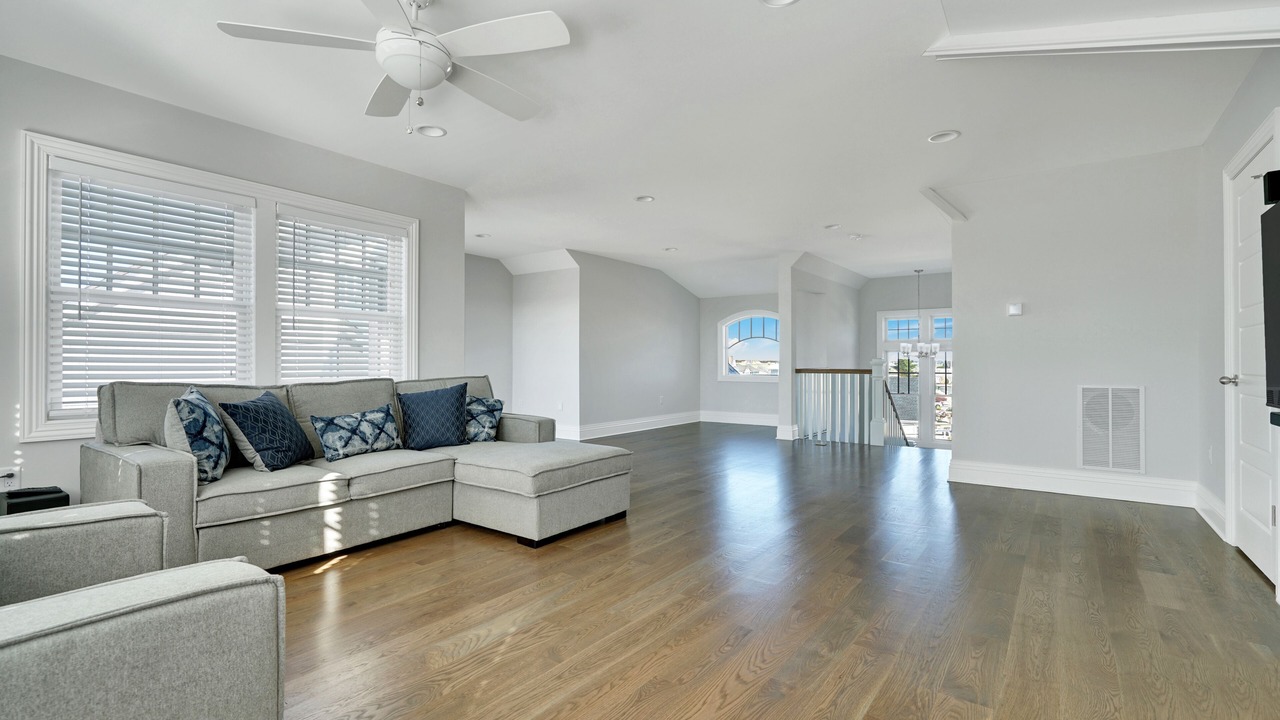 Photo of Livingroom in Mantoloking