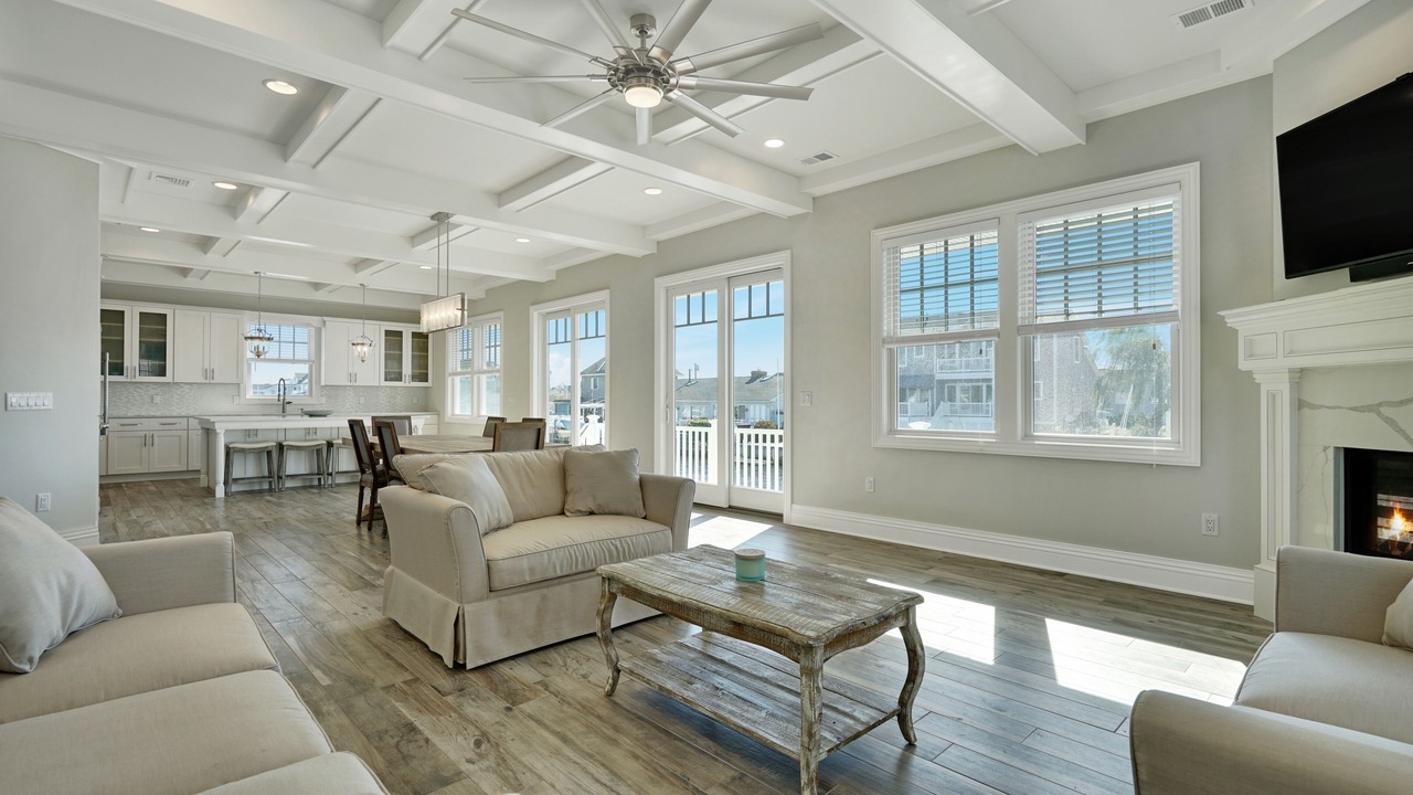 Photo of Livingroom in Mantoloking