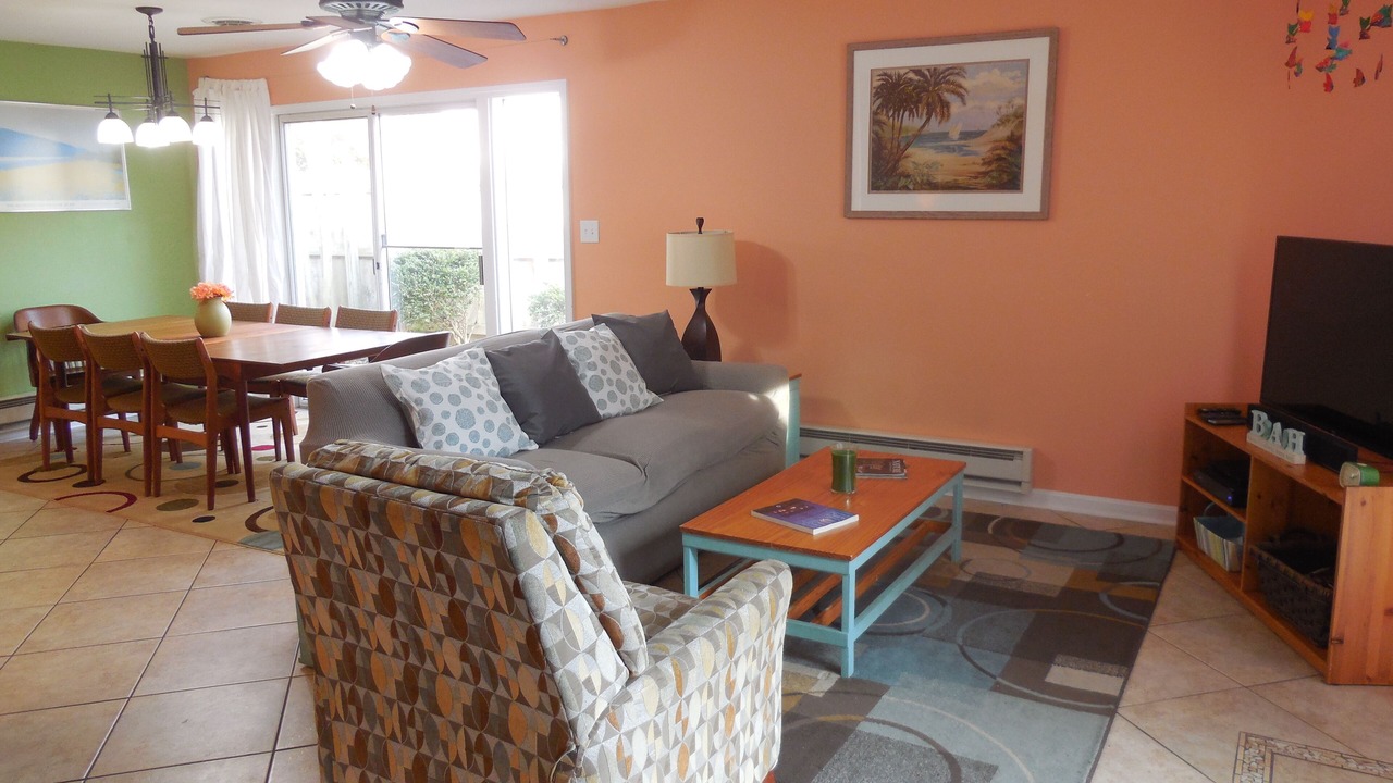 Photo of Bedroom in Country Club Estates