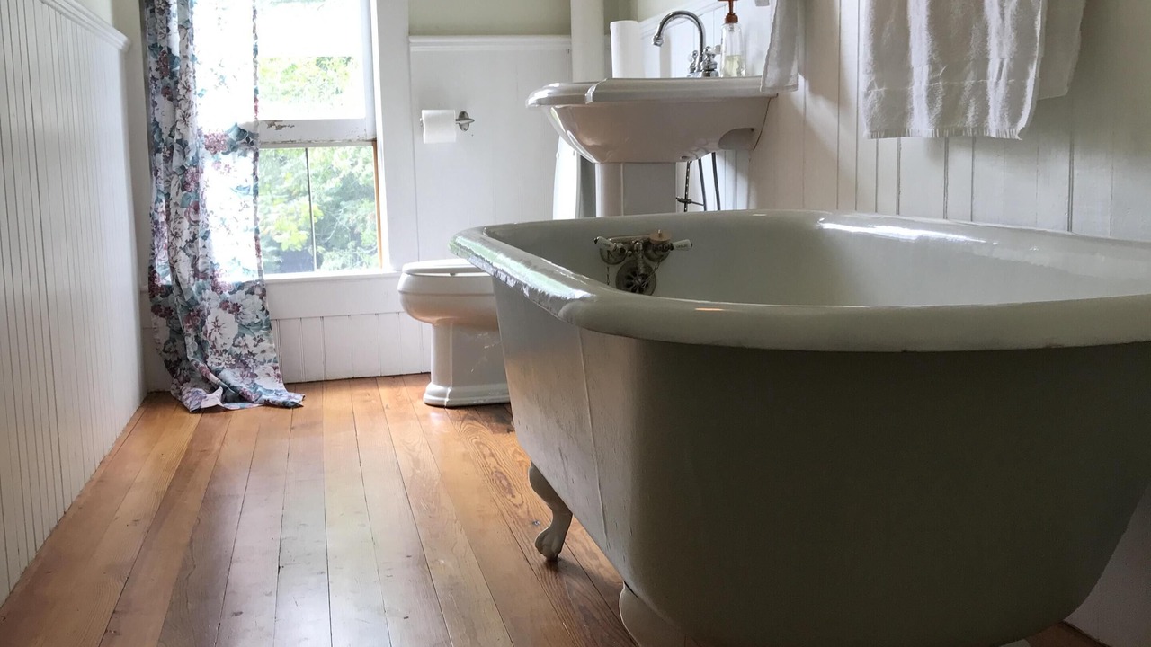 Photo of Bathroom in Long Eddy