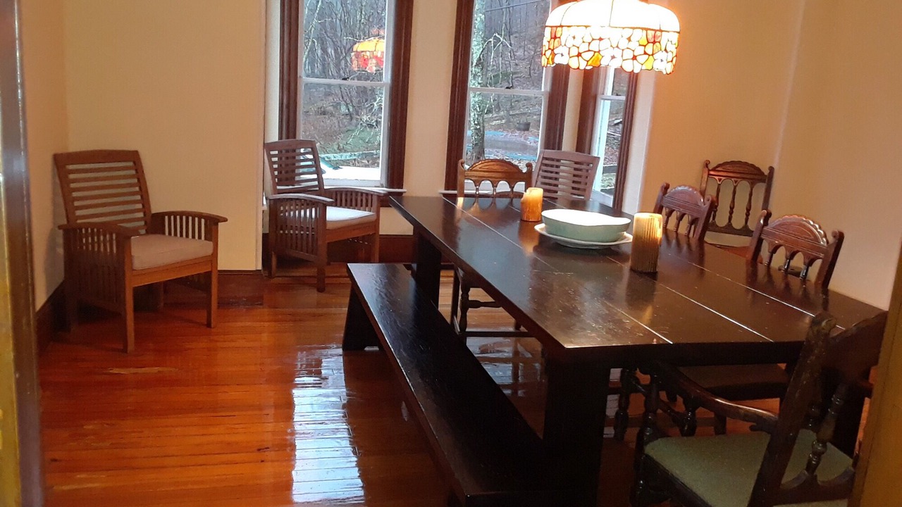Photo of Bedroom in Long Eddy