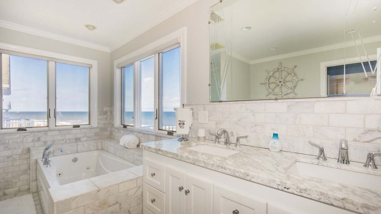 Photo of Bathroom in Normandy Beach