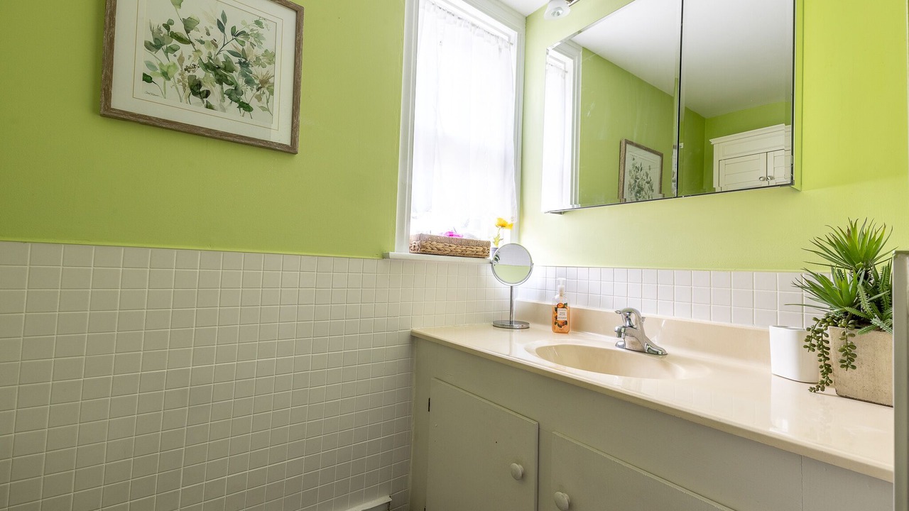 Photo of Bathroom in Hanover