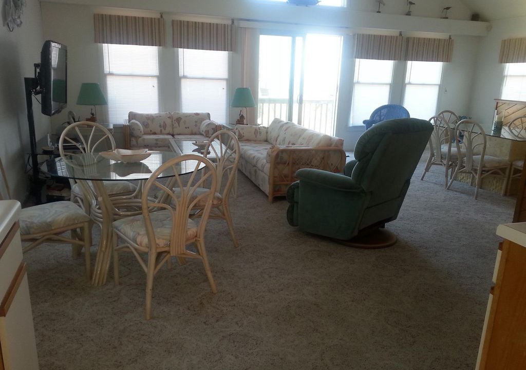 Photo of Livingroom in Kill Devil Hills