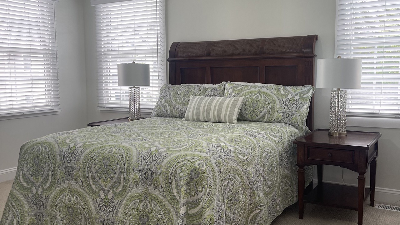 Photo of Bedroom in Avalon