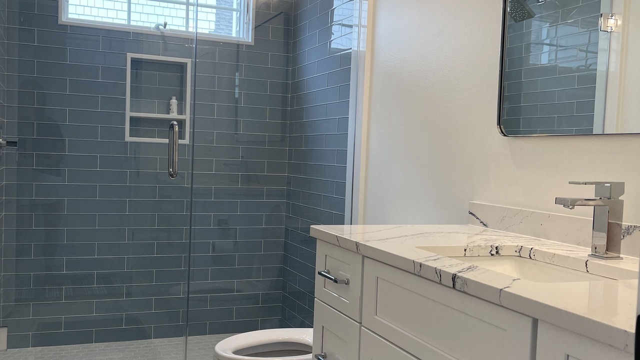 Photo of Bathroom in Avalon