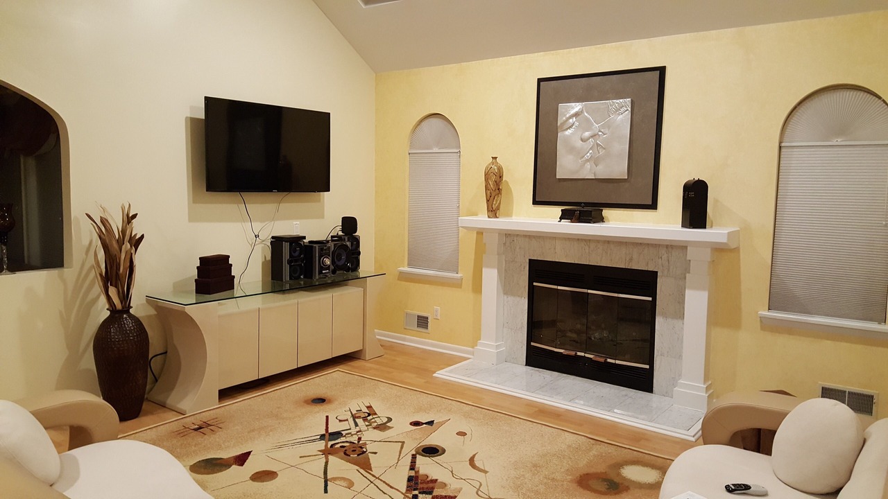 Photo of Livingroom in Henryville