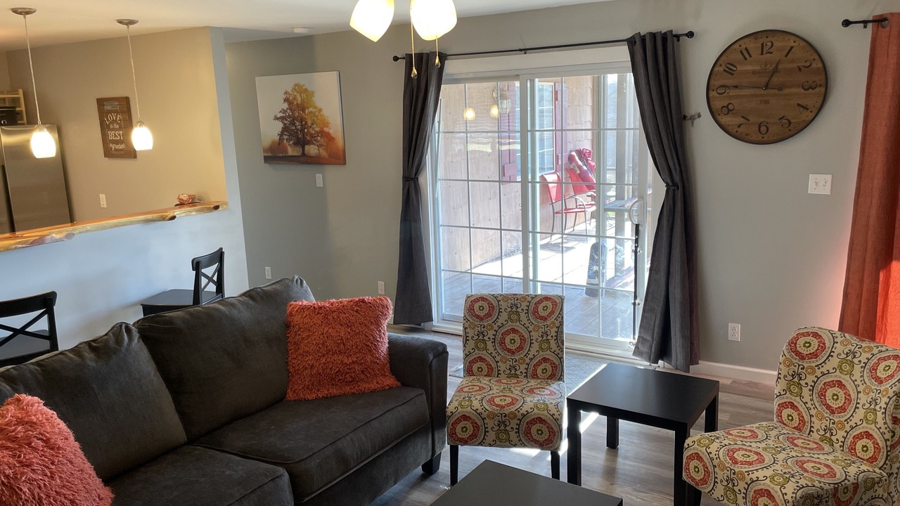 Photo of Livingroom in Bedford