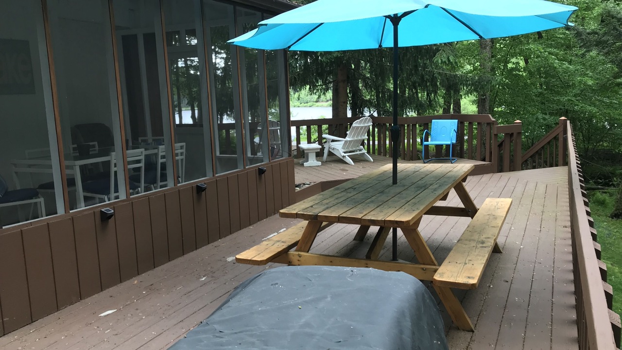 Photo of Outdoor in Smallwood