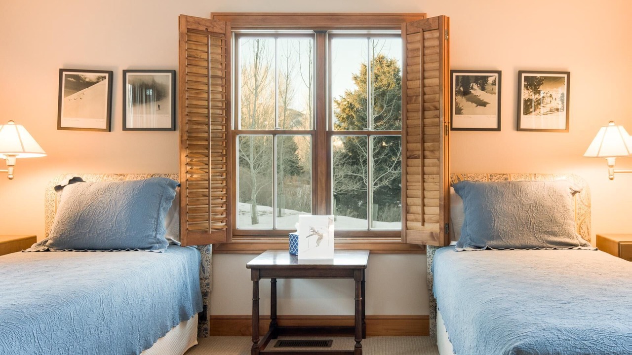 Photo of Bedroom in Elkhorn