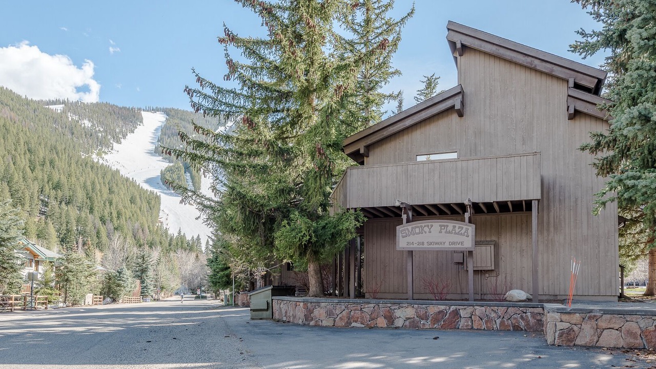 Photo of Outdoor in Warm Springs