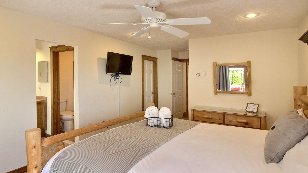 Photo of Bedroom in Tannersville
