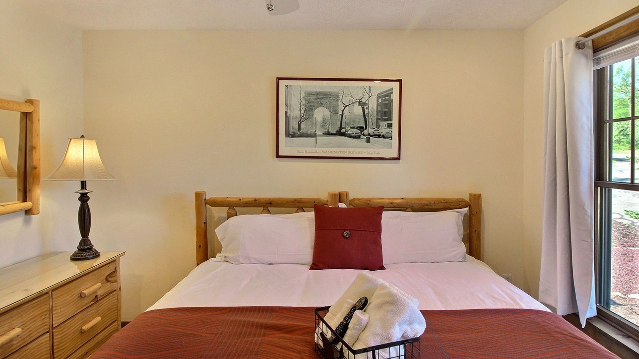 Photo of Bedroom in Tannersville