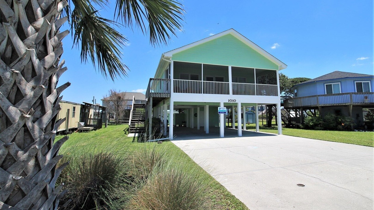 Photo of Others in Surf City