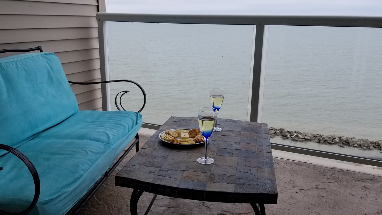 Photo of Patio Balcony in Geneva-on-the-Lake