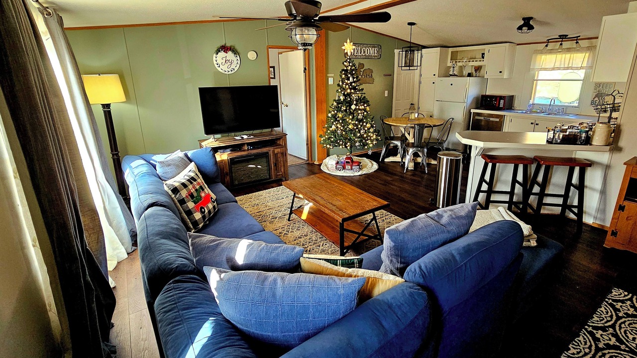 Photo of Livingroom in Confluence