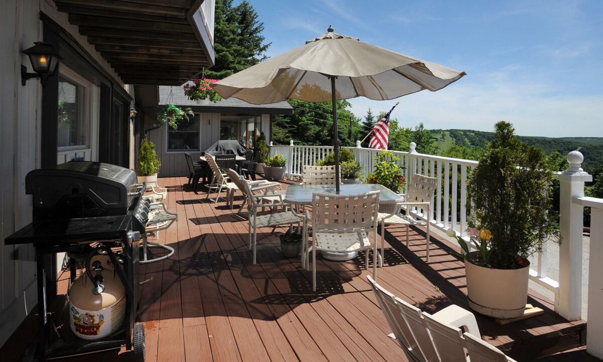 Photo of Outdoor in Champion