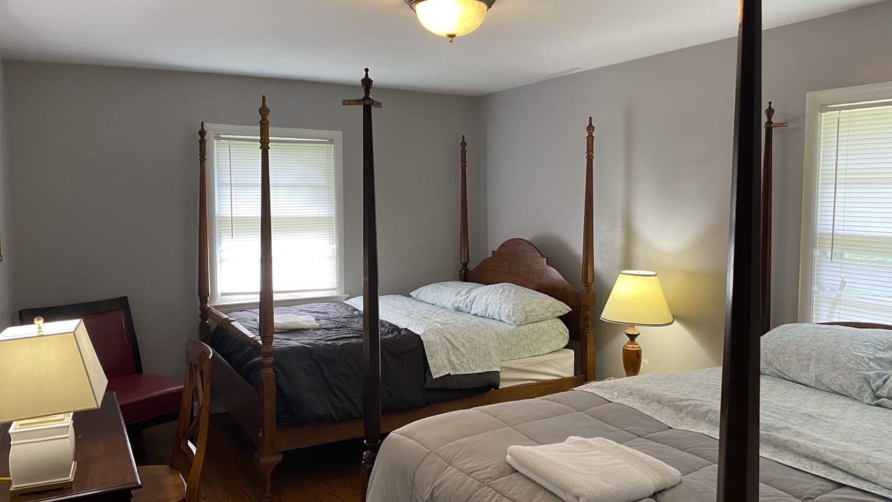 Photo of Bedroom in White Oak