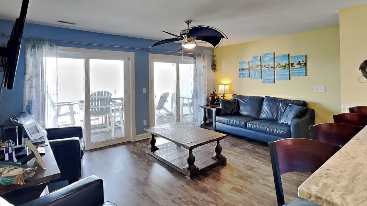 Photo of Livingroom in Put-in-Bay