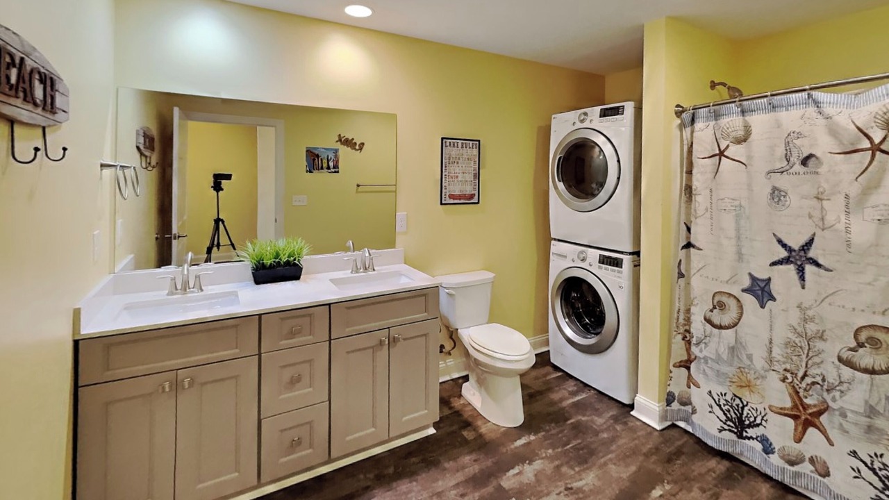 Photo of Bathroom in Put-in-Bay