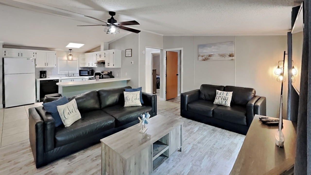 Photo of Livingroom in Put-in-Bay