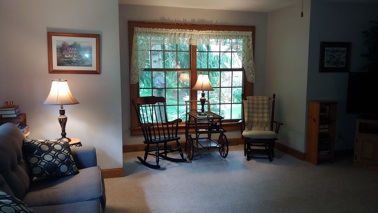 Photo of Livingroom in Amherst