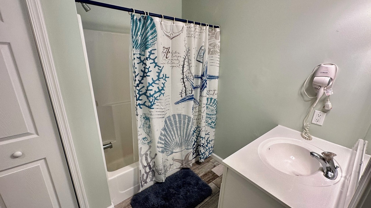 Photo of Bathroom in Cape May - Wildwood